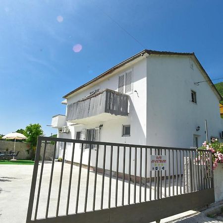 Ban Apartmani Будва Экстерьер фото