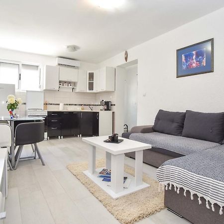 Ban Apartmani Будва Экстерьер фото