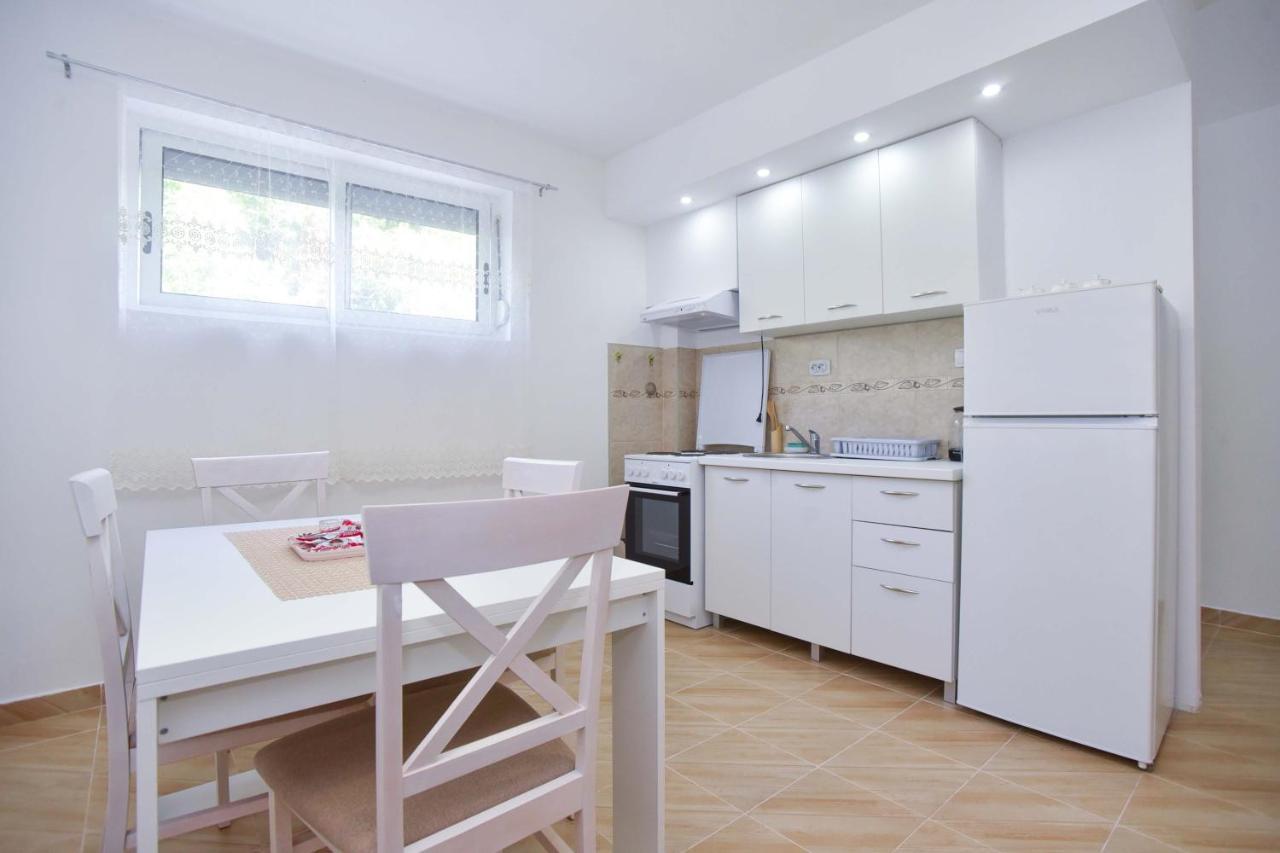 Ban Apartmani Будва Экстерьер фото